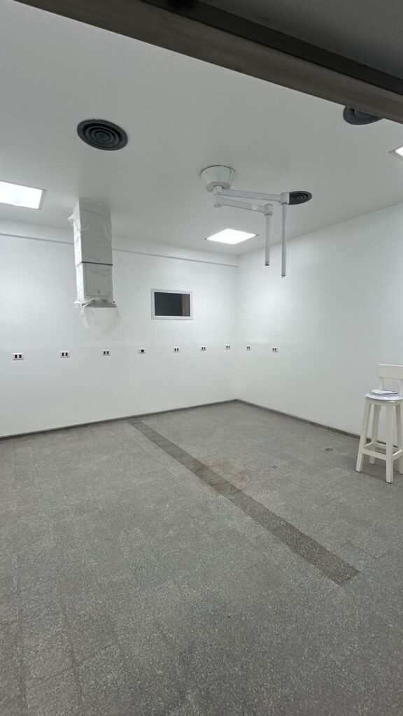 Cambio de cubierta del sector Anatomía Patológica, Hospital Oñativia, Salta